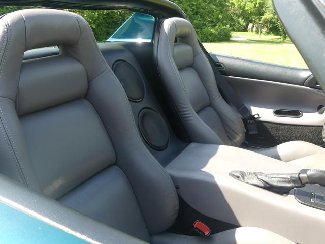 Photo of 1995 Green Dodge Viper