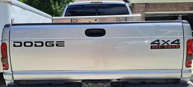 Photo of 2001 Silver Dodge Ram 1500
