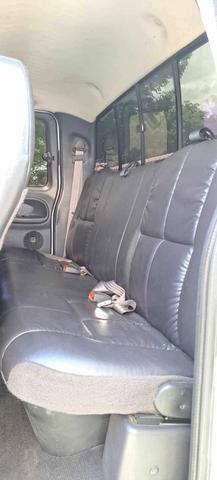 Photo of 2001 Silver Dodge Ram 1500