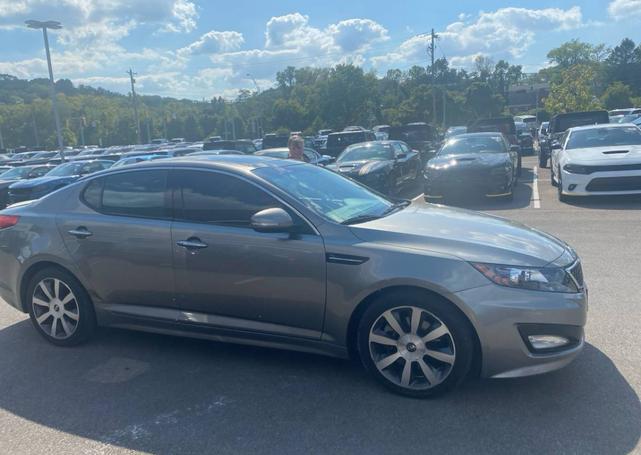 Photo of 2012 Silver Kia Optima