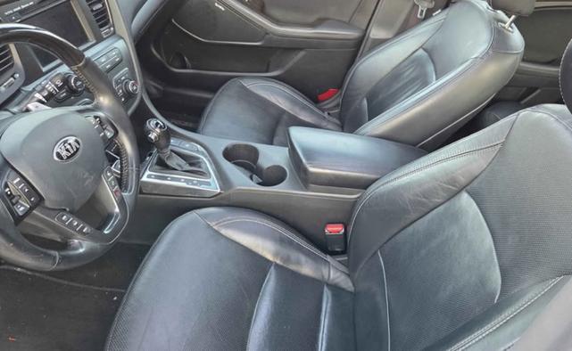 Photo of 2012 Silver Kia Optima