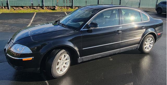 Photo of 2004 Blue Volkswagen Passat