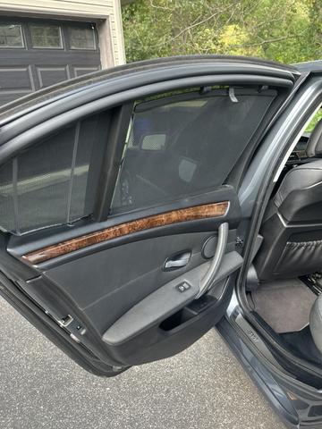 Photo of 2008 Gray BMW 535