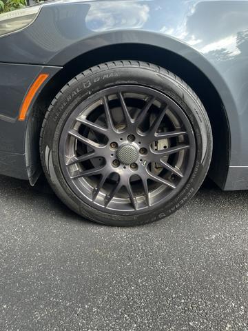 Photo of 2008 Gray BMW 535