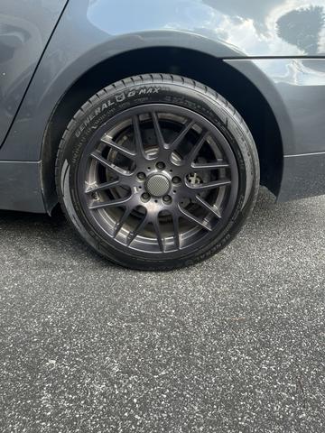 Photo of 2008 Gray BMW 535