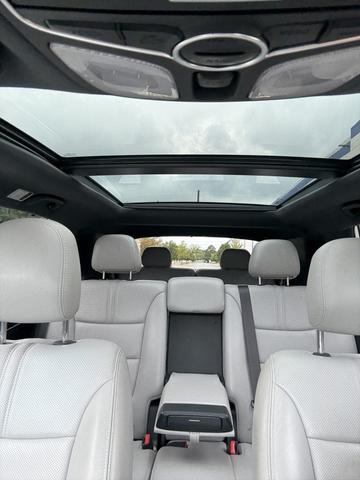 Photo of 2015 White Kia Sorento