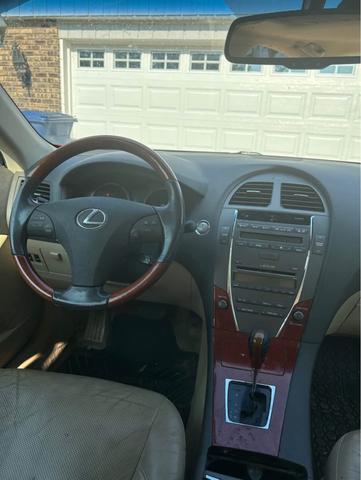 Photo of 2009 Red Lexus ES 350