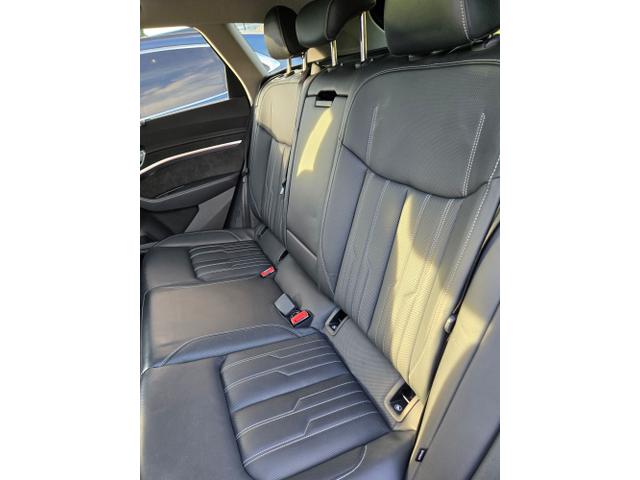 Photo of 2019 Gray Audi e-tron