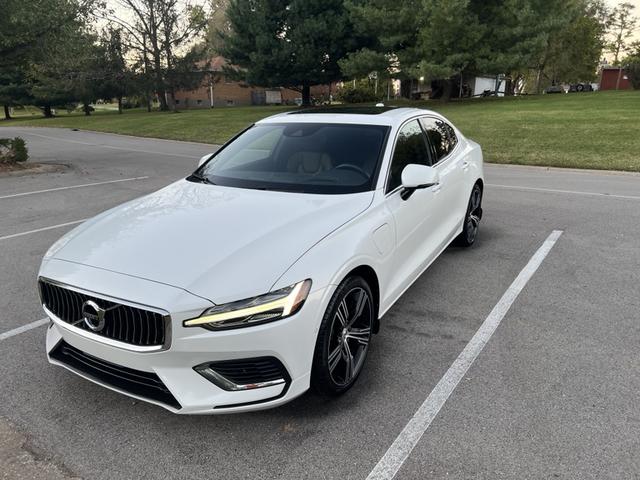 Photo of 2021 White Volvo S60 Recharge Plug-In Hybrid