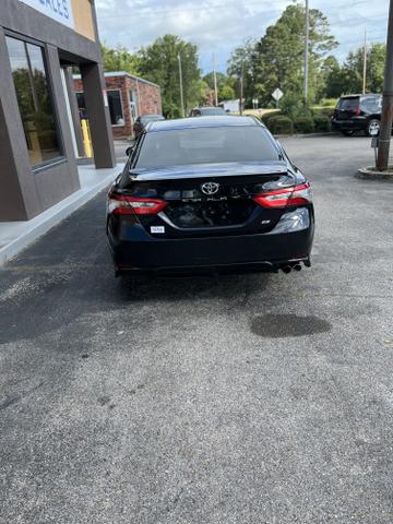 Photo of 2018 Black Toyota Camry