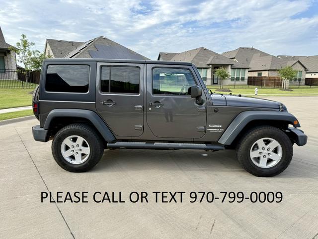 Photo of 2017 Gray Jeep Wrangler Unlimited