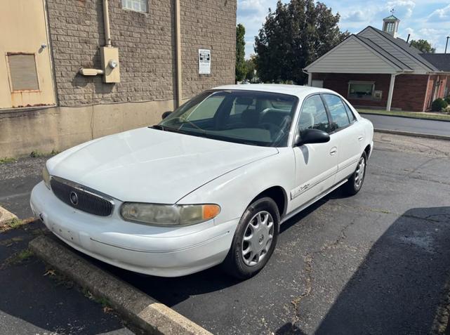 Photo of 1999 White Buick Century