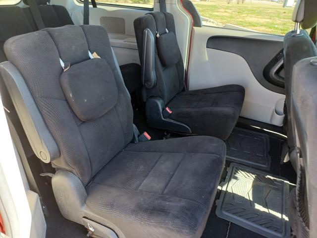 Photo of 2013 Red Dodge Grand Caravan