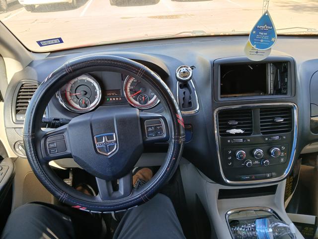 Photo of 2013 Red Dodge Grand Caravan