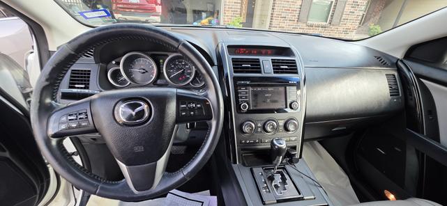 Photo of 2014 White Mazda CX-9
