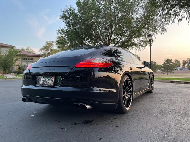Photo of 2012 Black Porsche Panamera