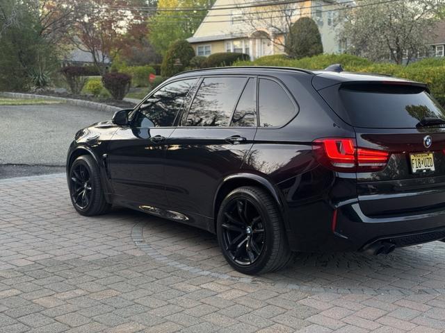 Photo of 2015 Black BMW X5 M