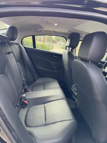 Photo of 2018 Black Jaguar XE