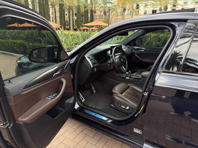 Photo of 2022 Blue BMW X4
