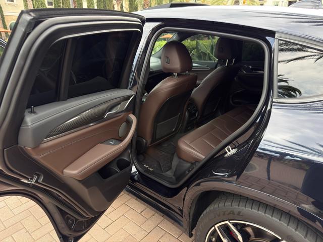 Photo of 2022 Blue BMW X4