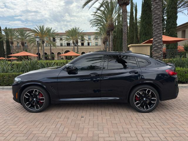Photo of 2022 Blue BMW X4