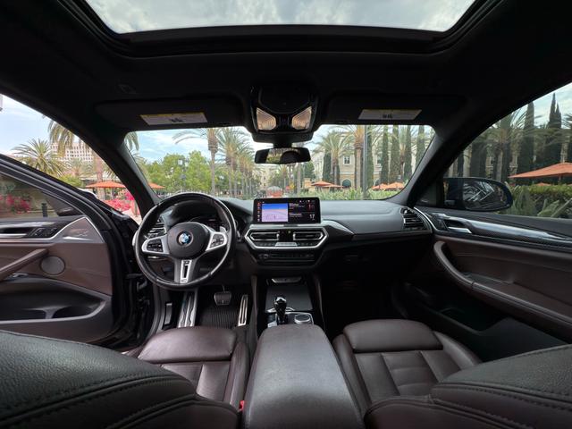 Photo of 2022 Blue BMW X4