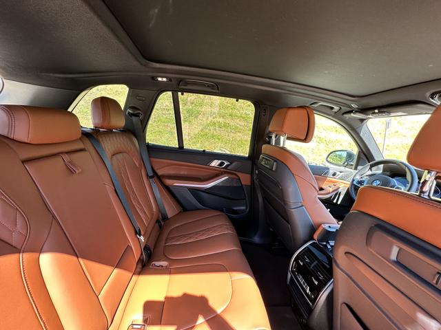 Photo of 2022 Black BMW X5