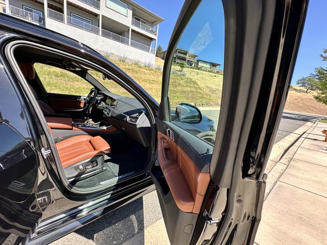 Photo of 2022 Black BMW X5