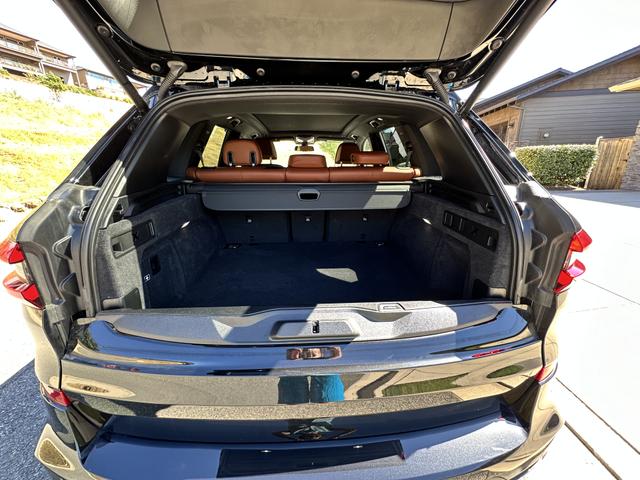 Photo of 2022 Black BMW X5