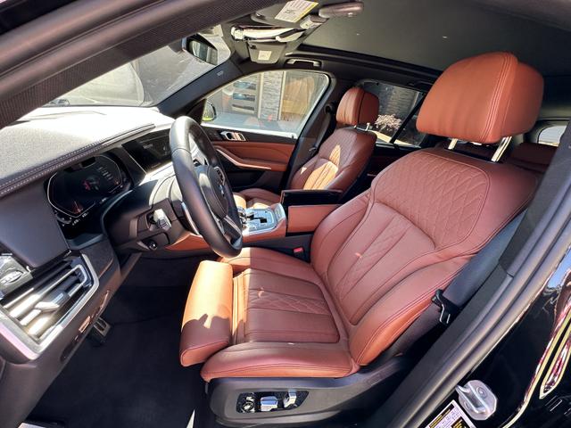Photo of 2022 Black BMW X5
