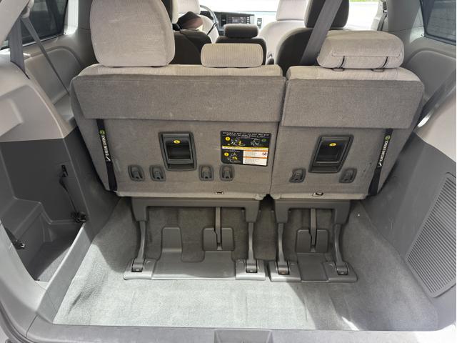 Photo of 2020 Silver Toyota Sienna