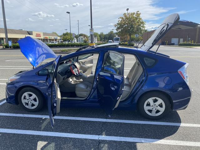 Photo of 2010 Blue Toyota Prius