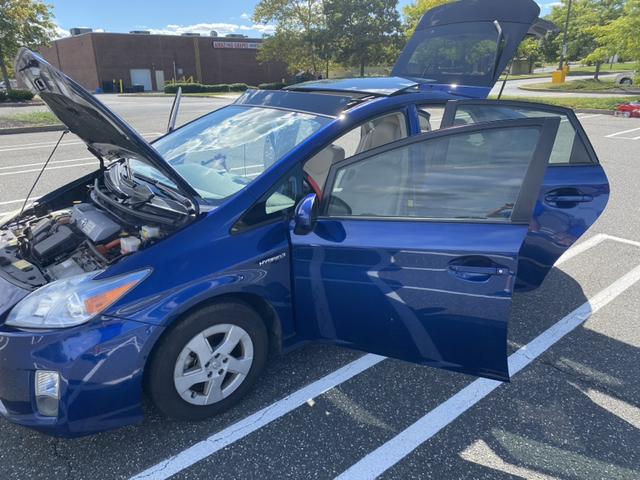Photo of 2010 Blue Toyota Prius