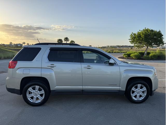 Photo of 2014 Silver GMC Terrain