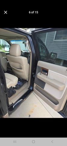 Photo of 2004 Black Ford F-150