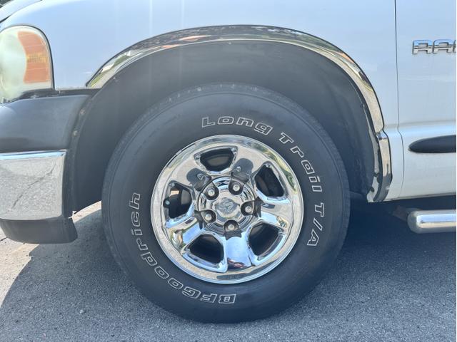 Photo of 2003 White Dodge Ram 1500