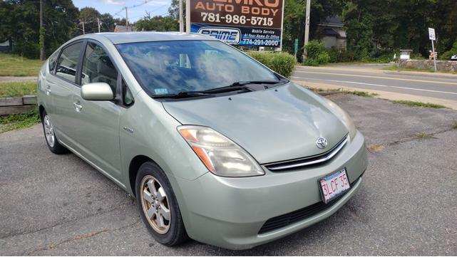 Photo of 2007 Green Toyota Prius