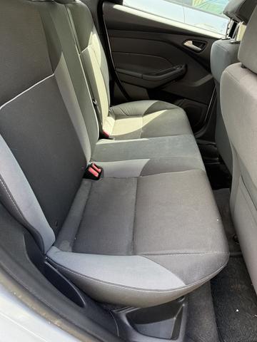 Photo of 2013 Silver Ford Focus