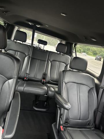 Photo of 2025 White Jeep Wagoneer L