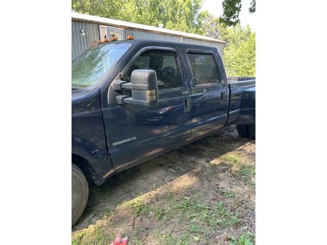 Photo of 2001 Blue Ford F-350