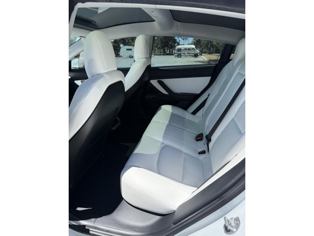 Photo of 2020 White Tesla Model 3