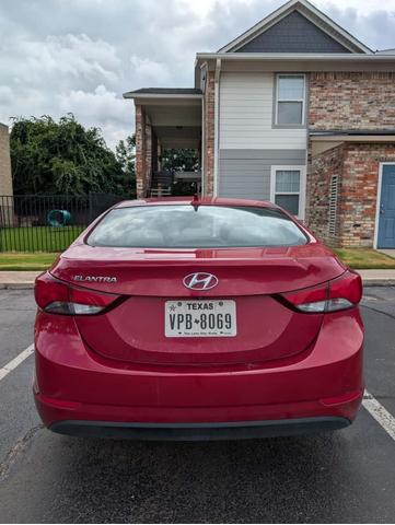 Photo of 2014 Red Hyundai ELANTRA