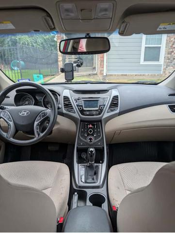 Photo of 2014 Red Hyundai ELANTRA