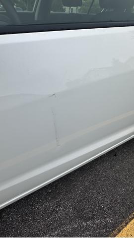 Photo of 2017 White Kia Forte
