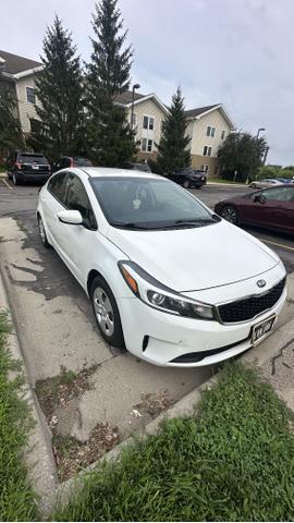 Photo of 2017 White Kia Forte