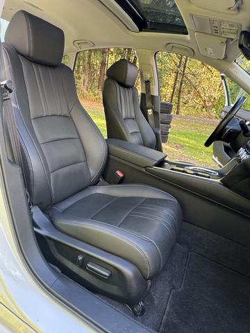 Photo of 2021 White Honda Accord
