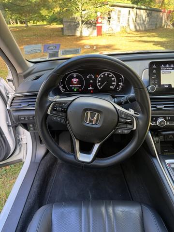 Photo of 2021 White Honda Accord