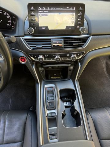 Photo of 2021 White Honda Accord