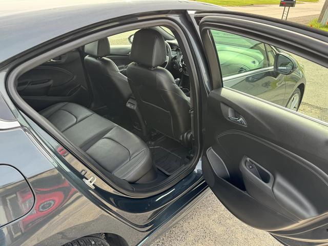 Photo of 2018 Gray Chevrolet Cruze
