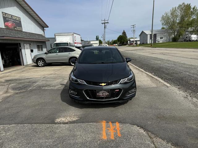 Photo of 2018 Gray Chevrolet Cruze
